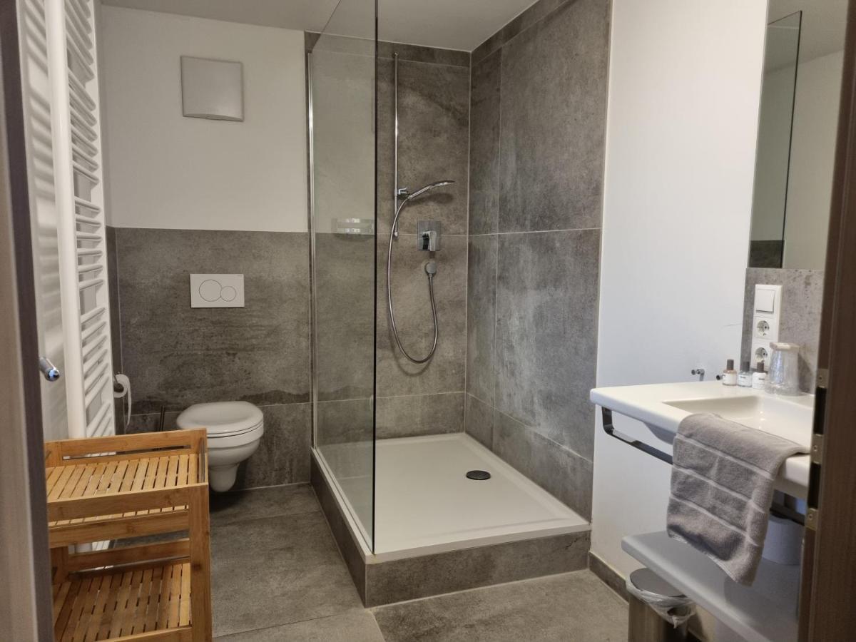 Gasthof Chiemseefischer Grabenstätt Buitenkant foto